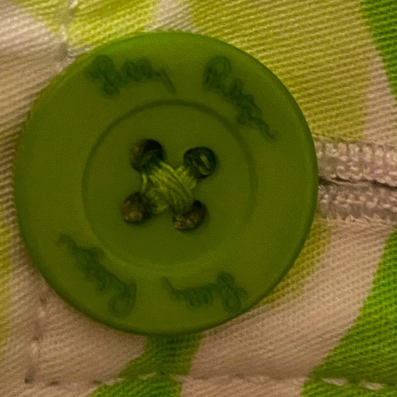 LILLY 🦩 PULITZER BUTTERCUP SHORTS SIZE 00 great condition. EUC 🌸 - Picture 2 of 12